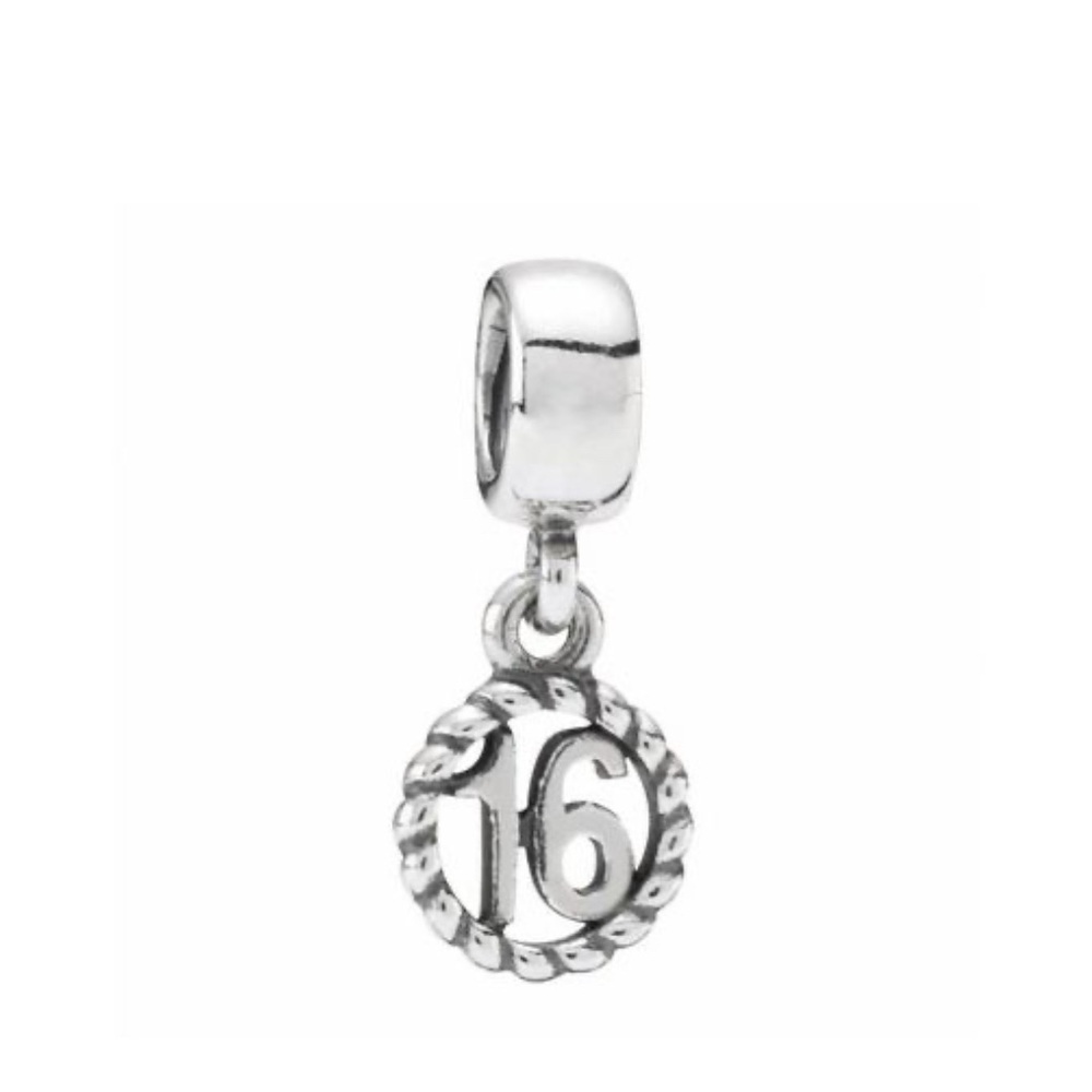 Pandora Sweet Sixteen Charm